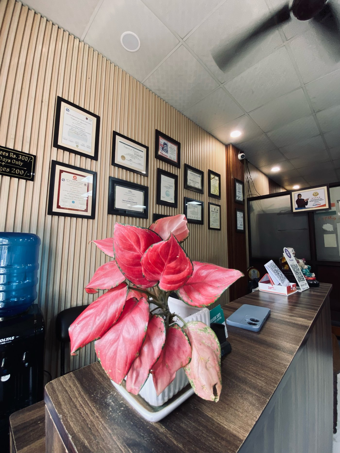 Consultation and care space